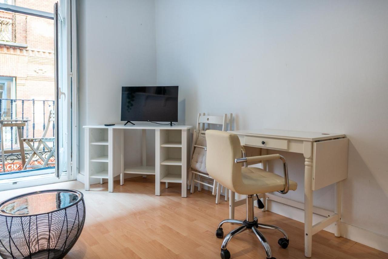 Appartamento Apartamento Con Encanto En Malasana Madrid Esterno foto